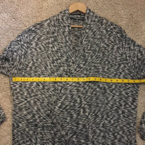 Marled Monochrome Handkerchief Hem Open Cardigan - Picture 11 of 13